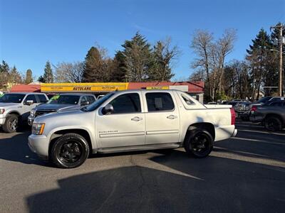 2010 Chevrolet Avalanche LT Truck
