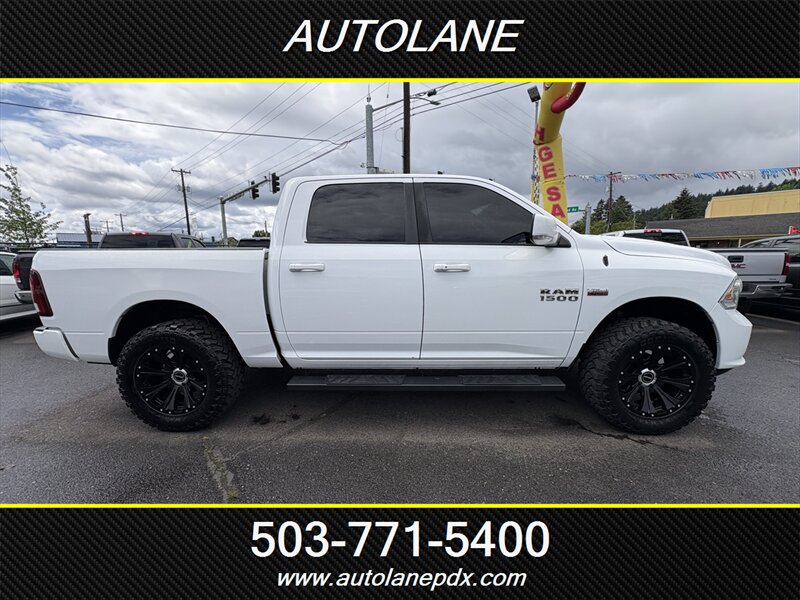 View vehicle photo 4
