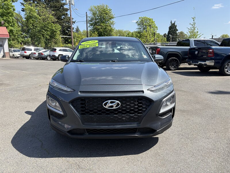 2020 Hyundai Kona SE  