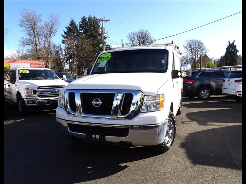 2019 Nissan NV 3500 HD S  