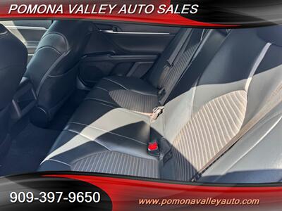 2020 Toyota Camry SE - Photo 11 - Pomona, CA 91767