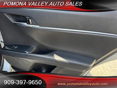 2020 Toyota Camry SE - Photo 12 - Pomona, CA 91767