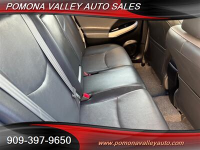 2015 Toyota Prius Four   - Photo 10 - Pomona, CA 91767