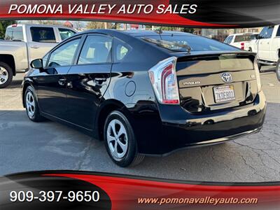 2015 Toyota Prius Four   - Photo 6 - Pomona, CA 91767