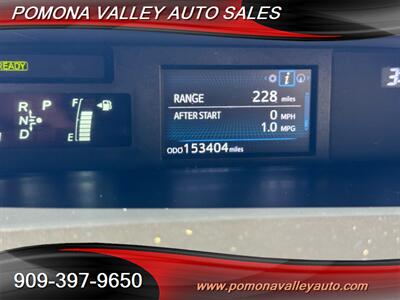 2015 Toyota Prius v Five   - Photo 18 - Pomona, CA 91767