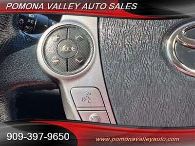 2015 Toyota Prius v Five   - Photo 21 - Pomona, CA 91767