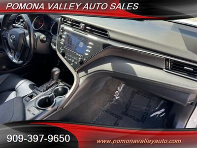 2019 Toyota Camry XSE   - Photo 5 - Pomona, CA 91767