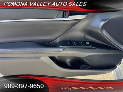 2019 Toyota Camry XSE   - Photo 15 - Pomona, CA 91767