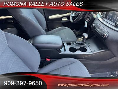 2019 Kia Sorento L   - Photo 8 - Pomona, CA 91767