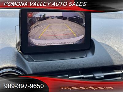 2019 Toyota Yaris LE   - Photo 14 - Pomona, CA 91767