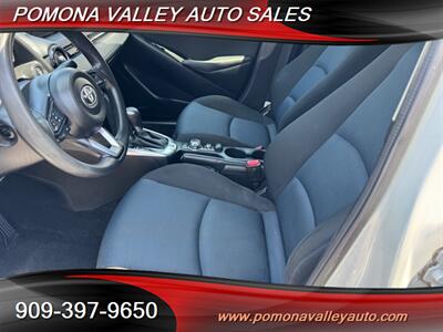 2019 Toyota Yaris LE   - Photo 16 - Pomona, CA 91767