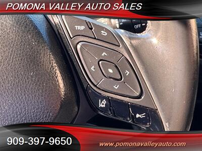 2018 Toyota C-HR XLE Premium   - Photo 21 - Pomona, CA 91767