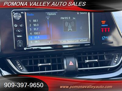 2018 Toyota C-HR XLE   - Photo 14 - Pomona, CA 91767