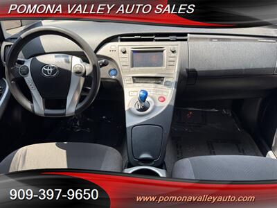 2012 Toyota Prius Plug-in Hybrid   - Photo 7 - Pomona, CA 91767