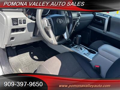 2011 Toyota 4Runner SR5   - Photo 11 - Pomona, CA 91767