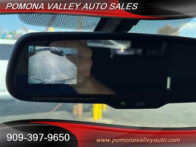2011 Toyota 4Runner SR5   - Photo 15 - Pomona, CA 91767