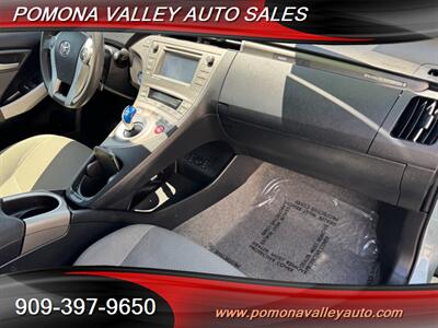 2012 Toyota Prius Plug-in Hybrid   - Photo 8 - Pomona, CA 91767