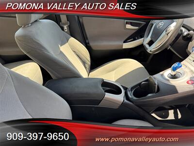 2012 Toyota Prius Plug-in Hybrid   - Photo 9 - Pomona, CA 91767
