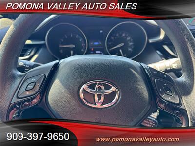 2019 Toyota C-HR LE - Photo 19 - Pomona, CA 91767