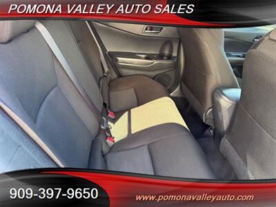 2019 Toyota C-HR LE - Photo 9 - Pomona, CA 91767