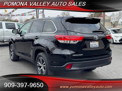 2017 Toyota Highlander LE   - Photo 6 - Pomona, CA 91767