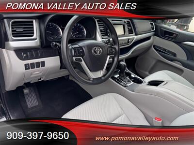 2017 Toyota Highlander LE   - Photo 12 - Pomona, CA 91767