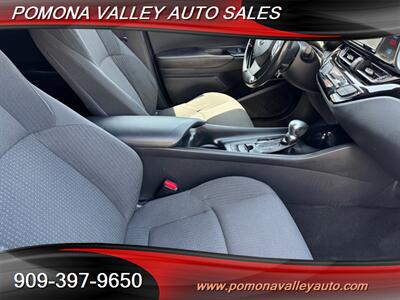 2018 Toyota C-HR XLE Premium   - Photo 8 - Pomona, CA 91767