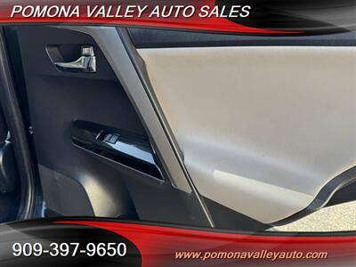 2017 Toyota RAV4 Hybrid Limited   - Photo 13 - Pomona, CA 91767