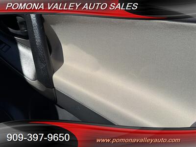 2010 Toyota RAV4   - Photo 13 - Pomona, CA 91767