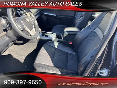 2014 Toyota Camry SE   - Photo 12 - Pomona, CA 91767