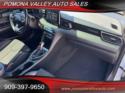 2019 Hyundai VELOSTER 2.0L Premium - Photo 9 - Pomona, CA 91767