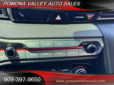 2019 Hyundai VELOSTER 2.0L Premium - Photo 20 - Pomona, CA 91767