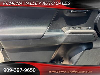 2017 Toyota Tacoma TRD Sport   - Photo 19 - Pomona, CA 91767