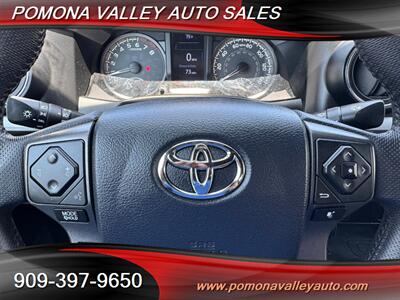 2017 Toyota Tacoma TRD Sport   - Photo 23 - Pomona, CA 91767