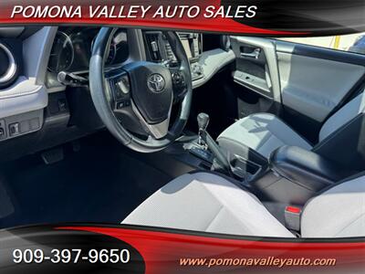 2016 Toyota RAV4 XLE   - Photo 13 - Pomona, CA 91767