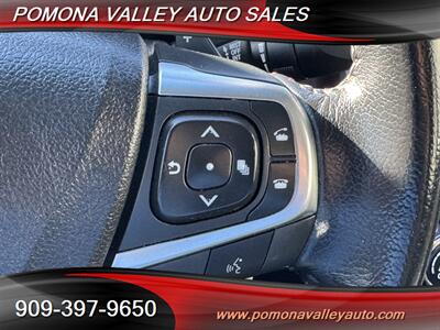 2016 Toyota Camry SE   - Photo 17 - Pomona, CA 91767