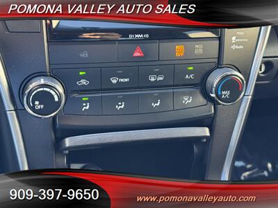 2016 Toyota Camry SE   - Photo 16 - Pomona, CA 91767