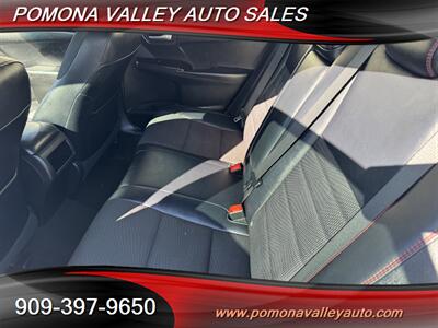 2016 Toyota Camry SE   - Photo 10 - Pomona, CA 91767