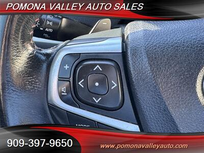 2016 Toyota Camry SE   - Photo 18 - Pomona, CA 91767