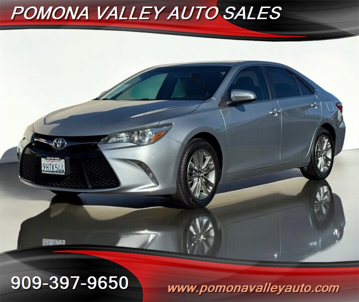 2016 Toyota Camry SE  