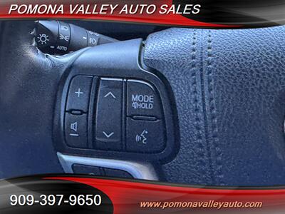 2017 Toyota Highlander XLE   - Photo 22 - Pomona, CA 91767