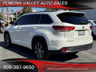 2017 Toyota Highlander XLE   - Photo 6 - Pomona, CA 91767
