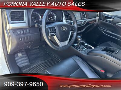 2017 Toyota Highlander XLE   - Photo 14 - Pomona, CA 91767