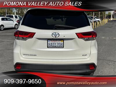 2017 Toyota Highlander XLE   - Photo 5 - Pomona, CA 91767