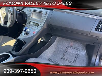 2015 Toyota Prius Plug-in Hybrid - Photo 5 - Pomona, CA 91767