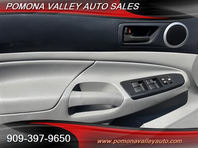 2013 Toyota Tacoma PreRunner V6   - Photo 13 - Pomona, CA 91767