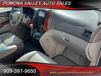 2008 Toyota Sienna LE 7-Passenger - Photo 7 - Pomona, CA 91767