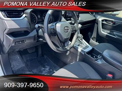 2022 Toyota RAV4 LE   - Photo 13 - Pomona, CA 91767