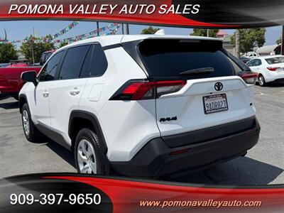 2022 Toyota RAV4 LE   - Photo 6 - Pomona, CA 91767