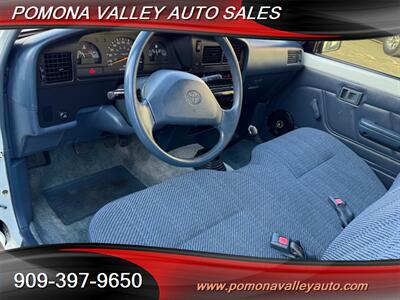 1994 Toyota Pickup   - Photo 12 - Pomona, CA 91767